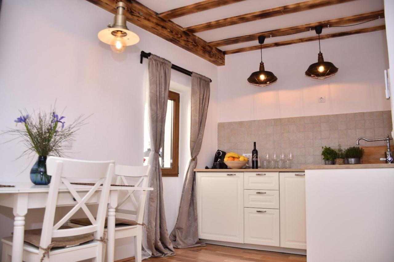 Bruno Old Town Apartments Rovinj Exterior photo