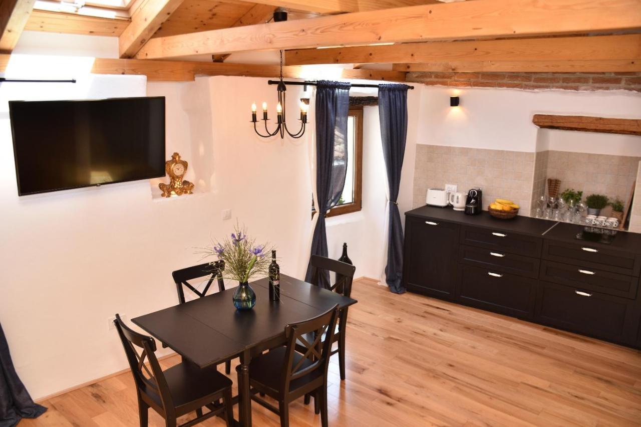Bruno Old Town Apartments Rovinj Exterior photo
